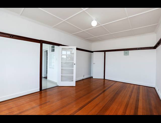 1.5 BEDROOM APARTMENT FOR SALE IN MORNINGSIDE